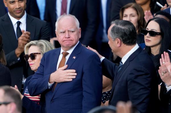 Tim Walz looked emotio<em></em>nal during Kamala Harris' co<em></em>ncession speech on Wednesday.